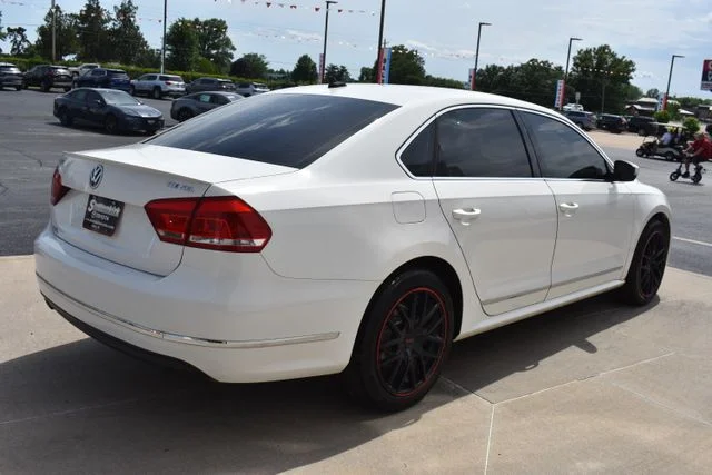 Used 2013 White Volkswagen TDI SEL Premium image 5