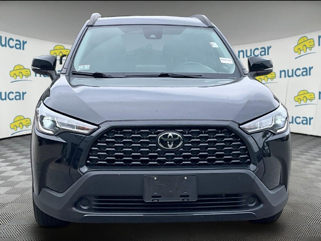 Used 2022 Black Toyota LE image 2