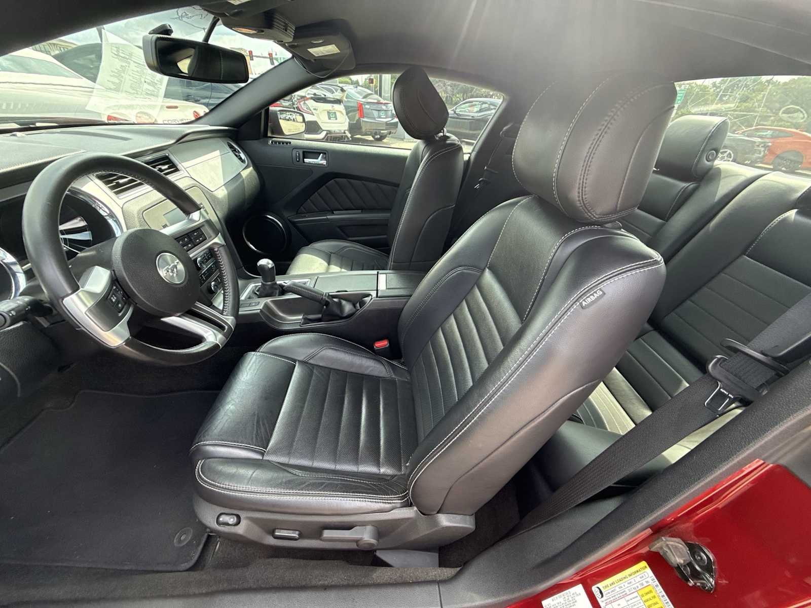 Used 2014 Black Ford GT Premium image 17