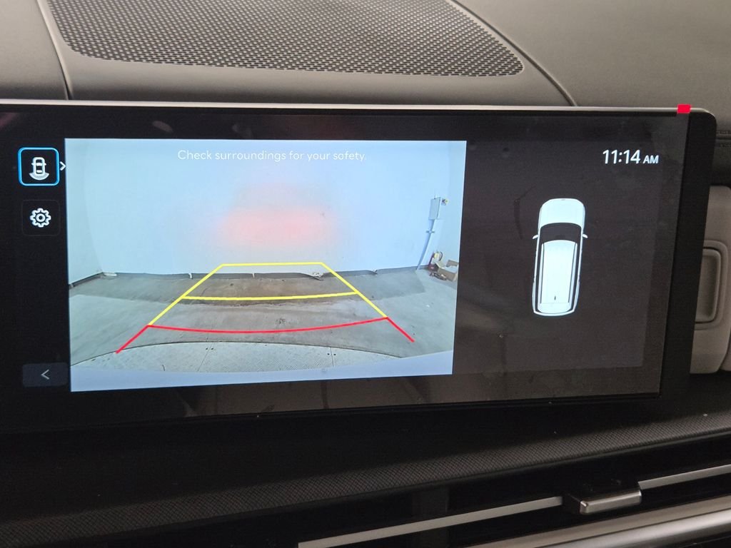 Used 2025 White Hyundai SEL image 35