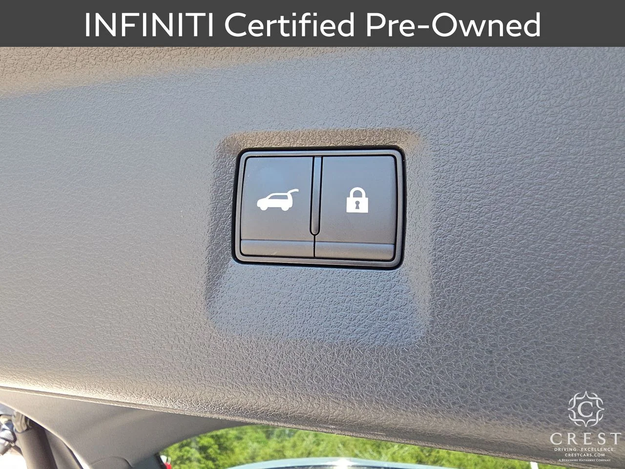 Certified Used 2026 Harbor Gray INFINITI LUXE image 29
