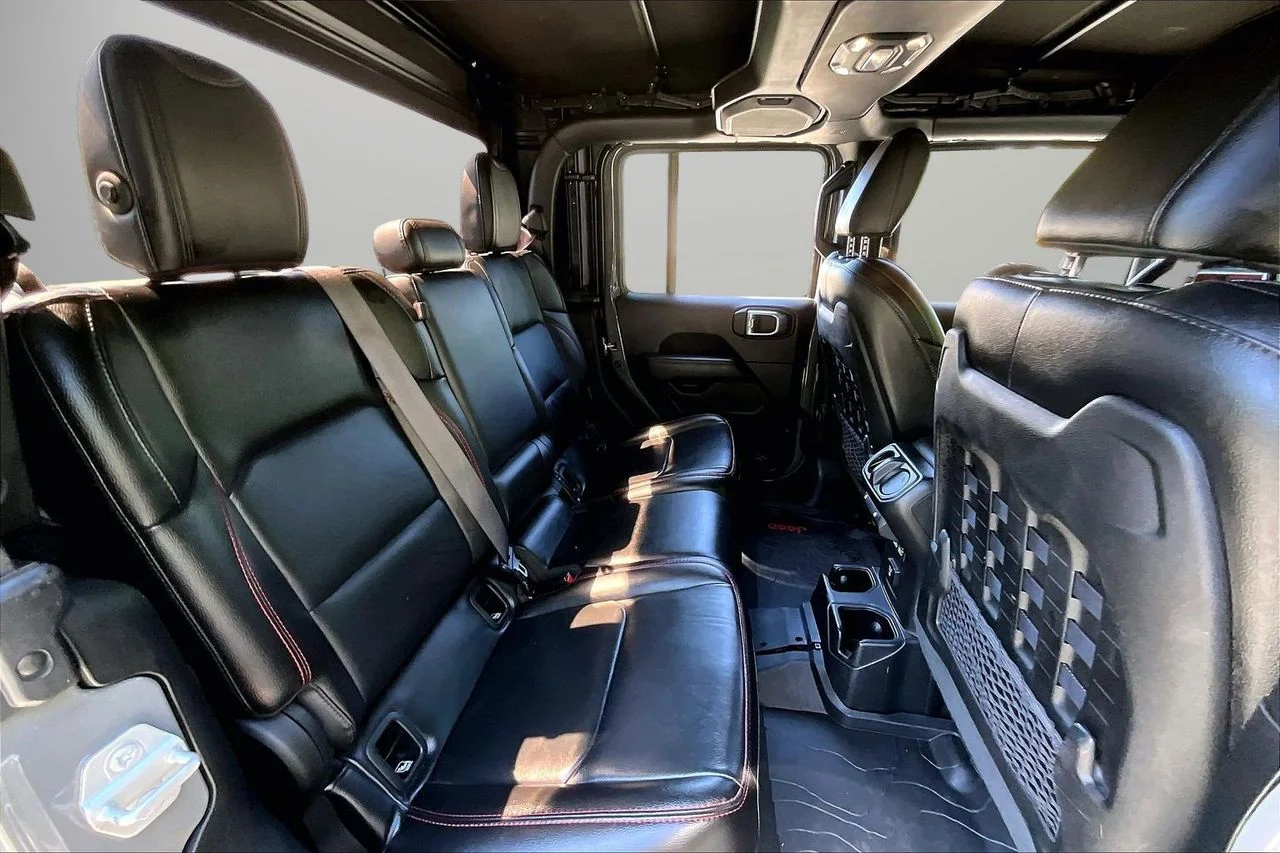 Used 2021 Gray Jeep Rubicon image 24