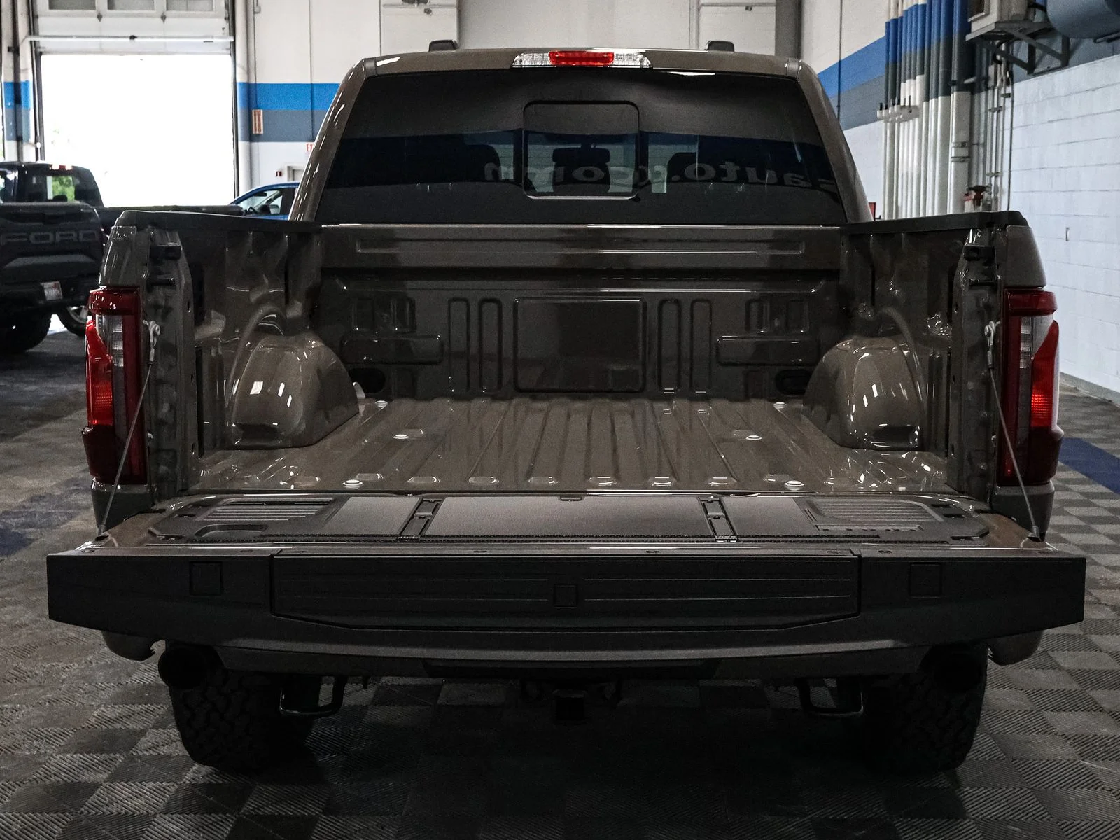 New 2026 Marsh Gray Ford Tremor® image 18