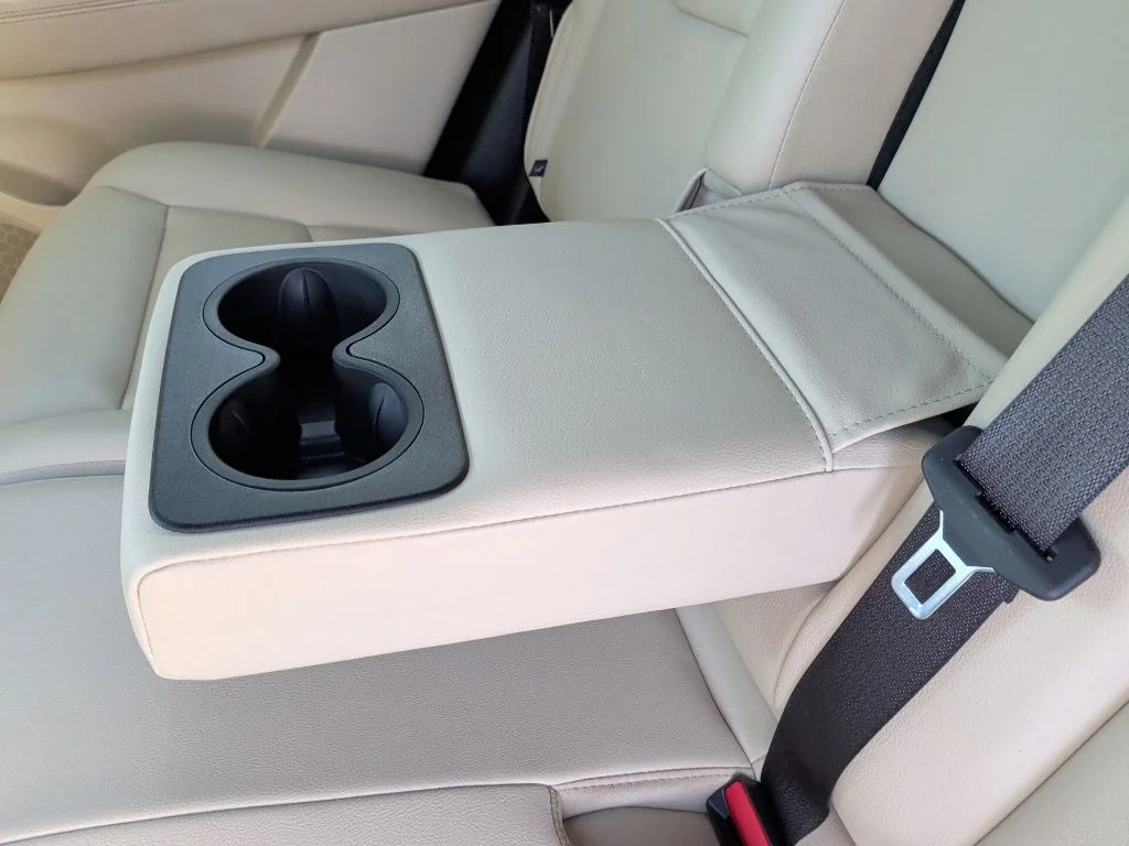 Used 2019 White Cadillac Base image 33
