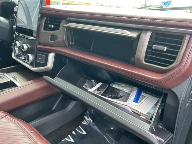 Used 2023 Blue Ford Limited image 13