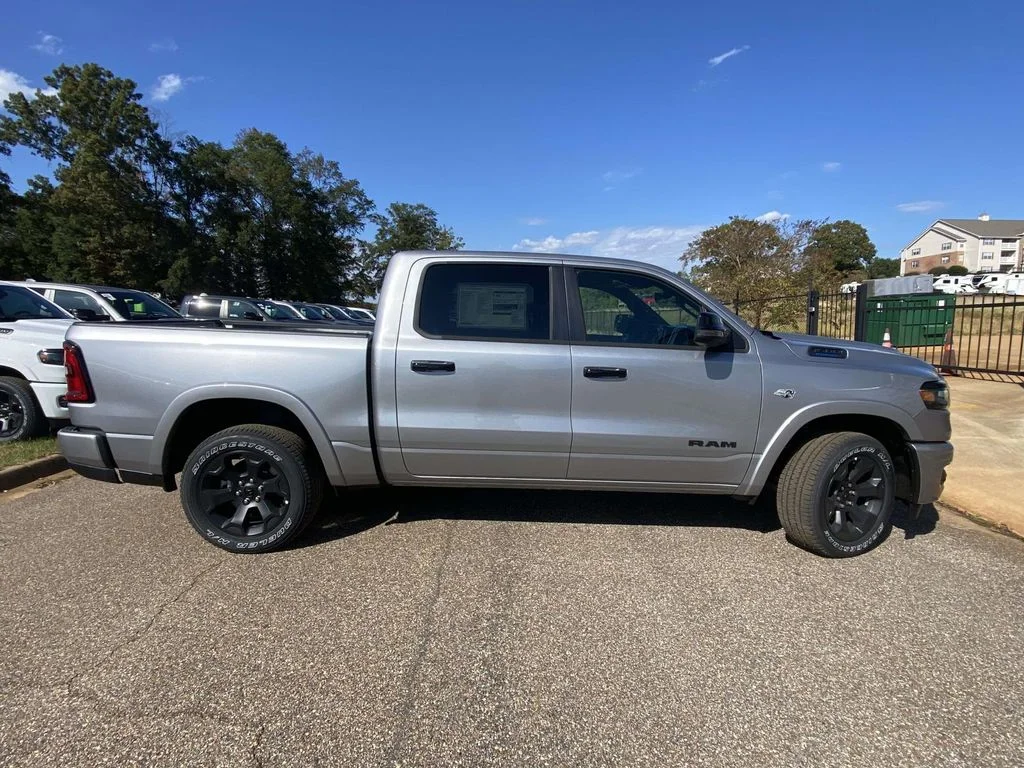 New 2026 Billet Silver Metallic Clear-Coat Exterior Paint RAM Big Horn/Lone Star image 36