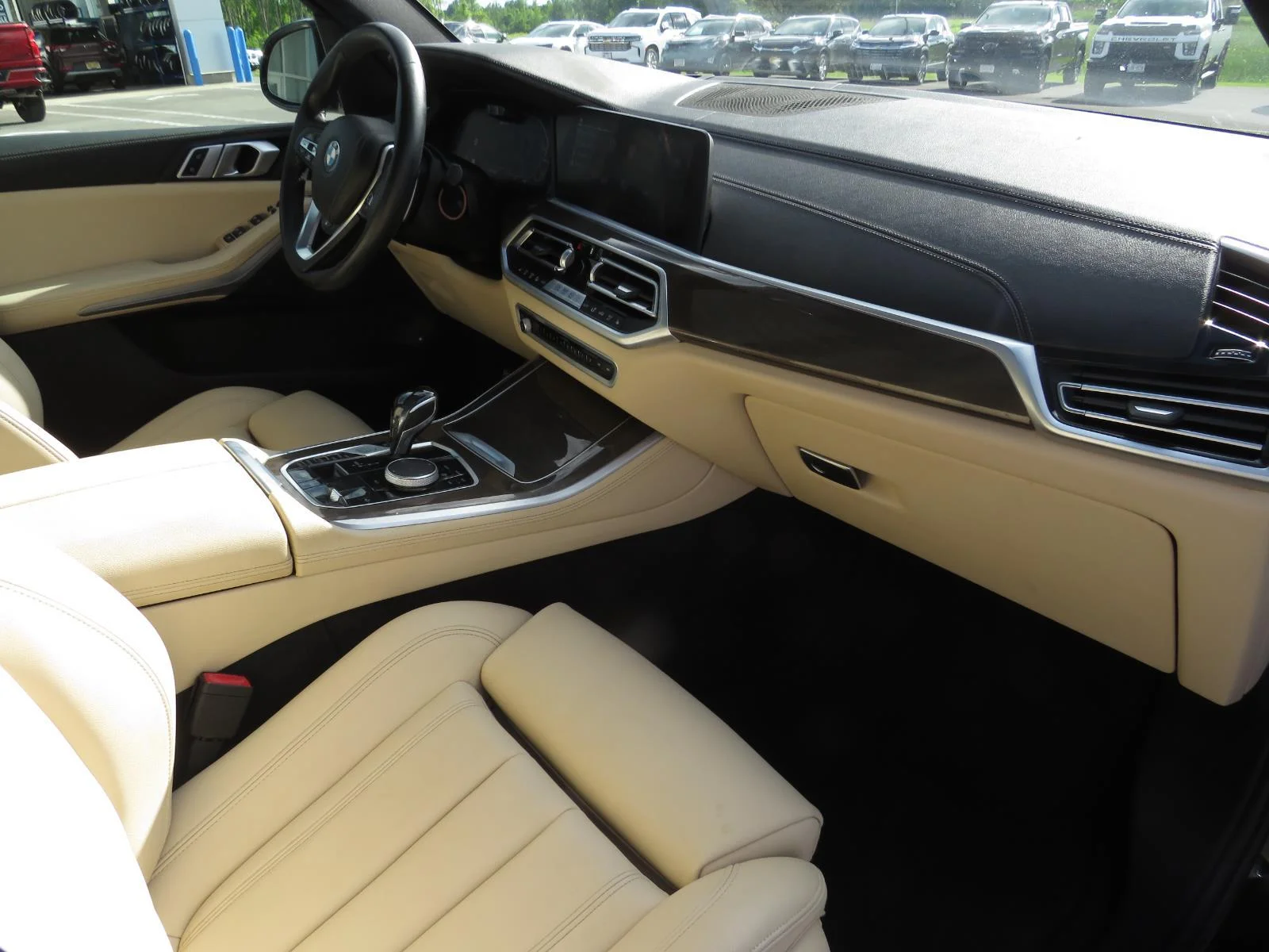 Used 2022 Sparkling Brown M BMW xDrive45e image 21