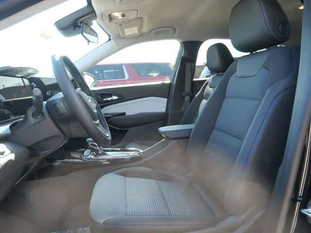2026 Chevrolet Trax LT - Photo 11