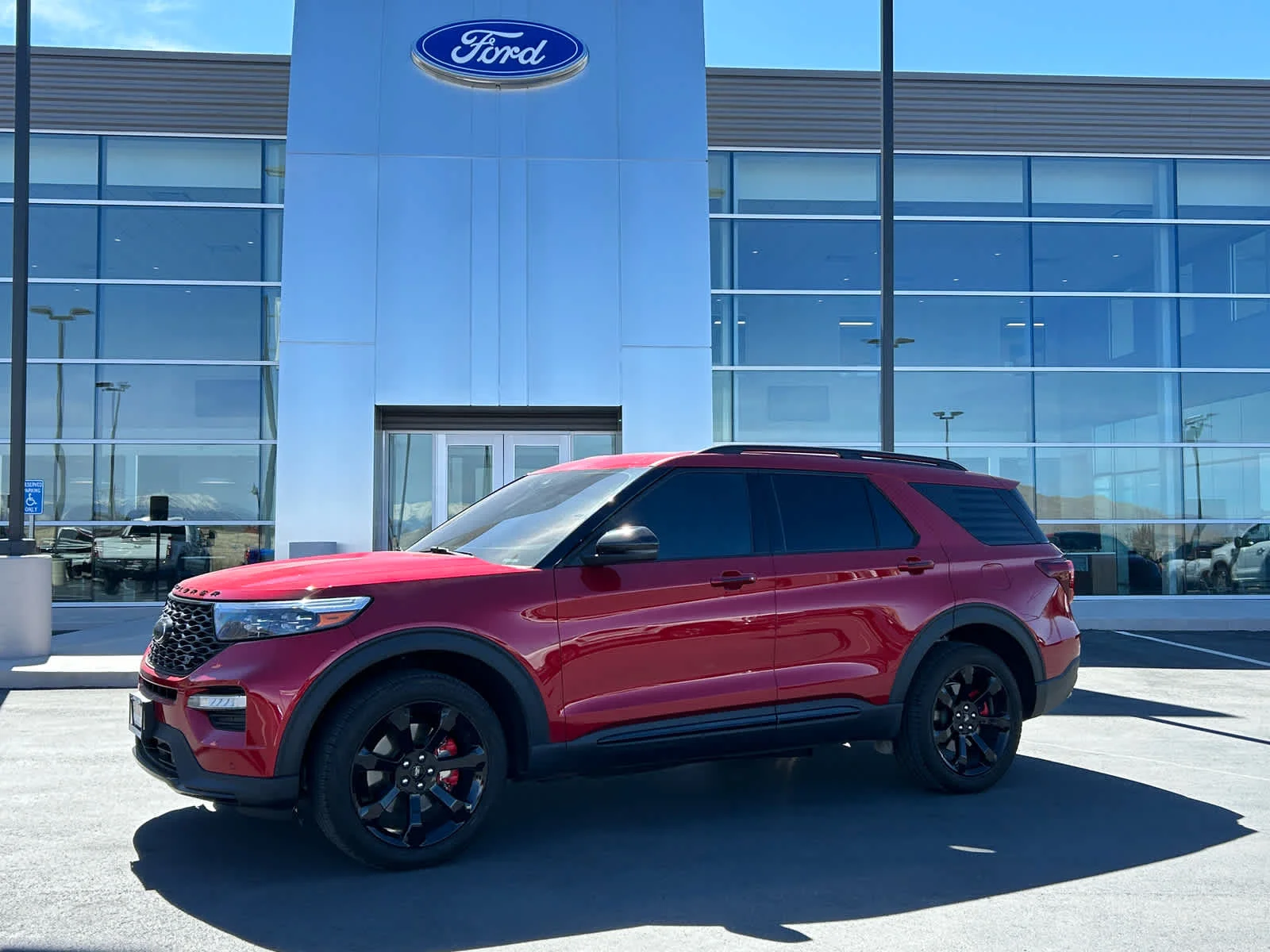 2024 Ford Explorer ST 4WD's photo