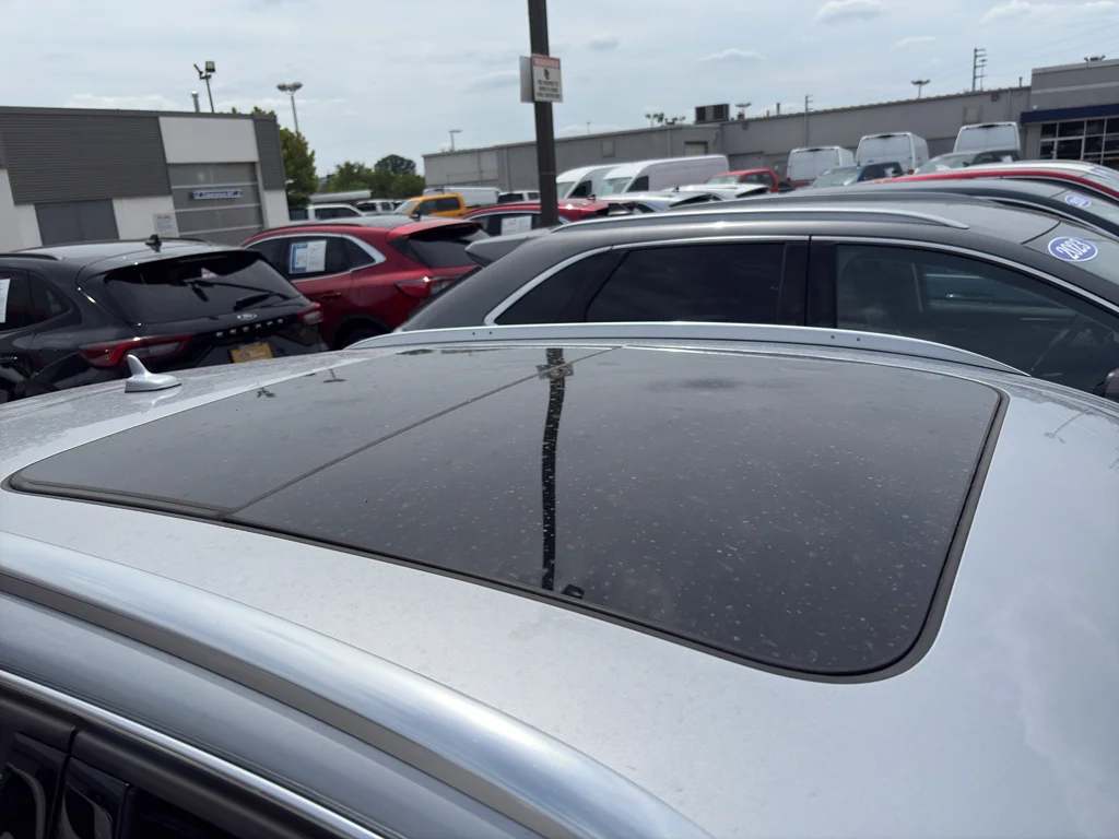 Used 2018 Florett Silver Metallic Audi Premium Plus image 3