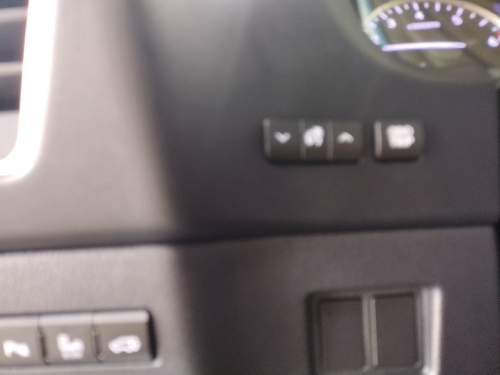 Used 2017 Silver Lexus 200t image 26