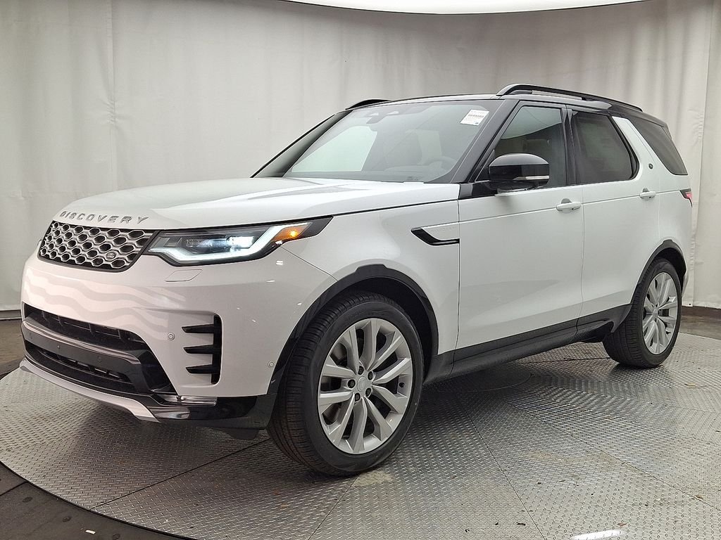 2026 Land Rover Discovery P360 Gemini Edition's photo