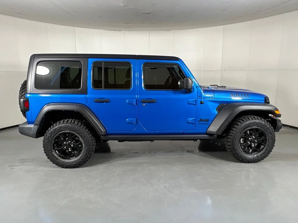 Used 2022 Blue Jeep Unlimited Willys image 9