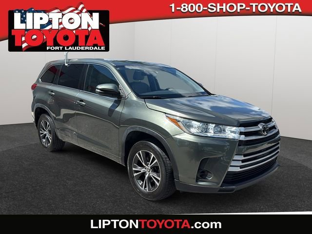 2017 Toyota Highlander LE