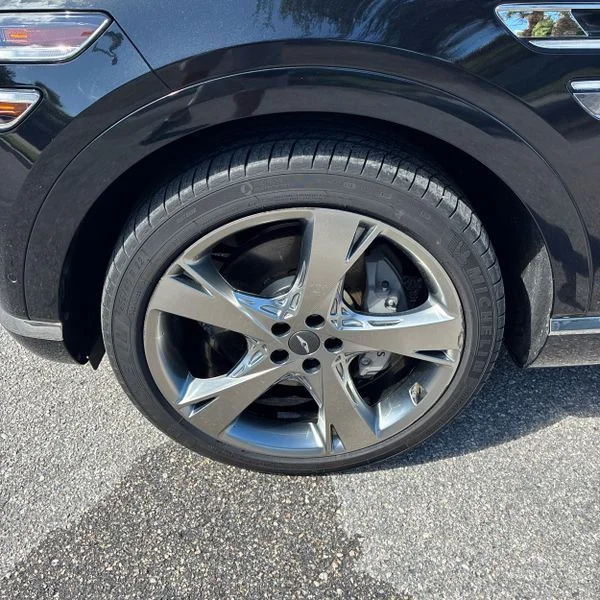 Used 2023 Black Genesis 3.5T image 12