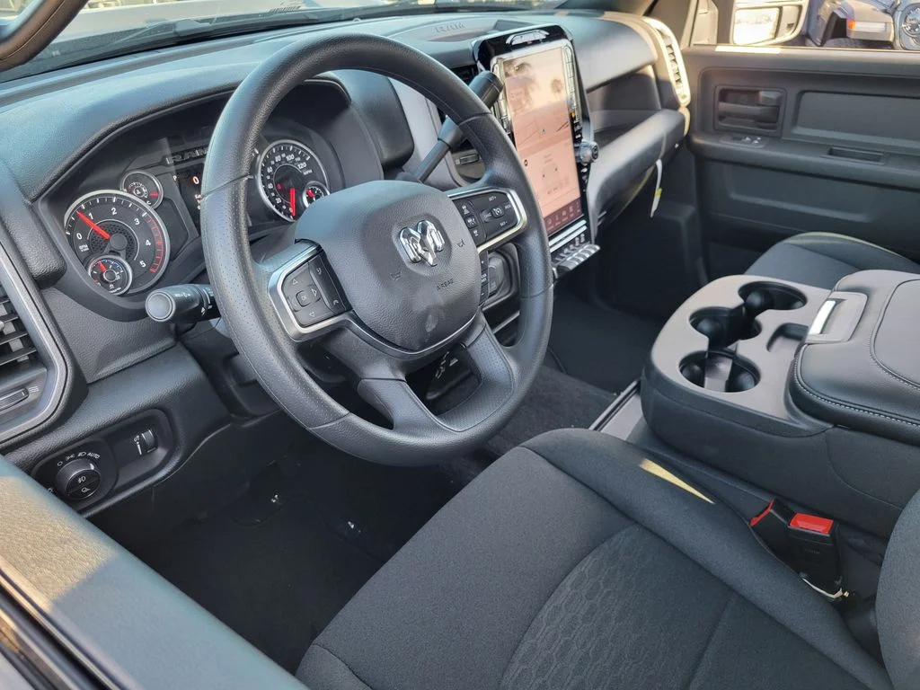 2026 Ram Ram 2500 Pickup photo 4