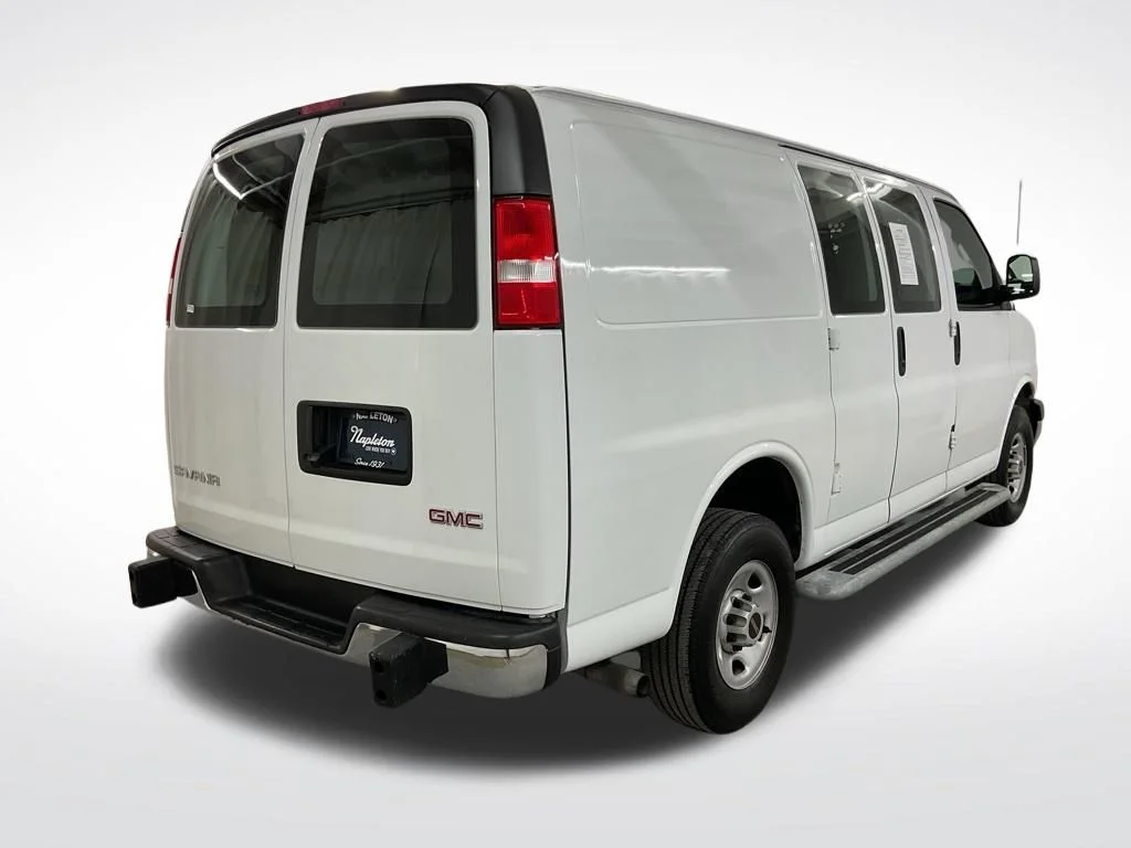 Used 2024 Summit White GMC Work Van image 3