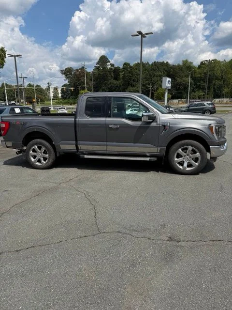 Used 2022 Gray Ford Lariat image 6
