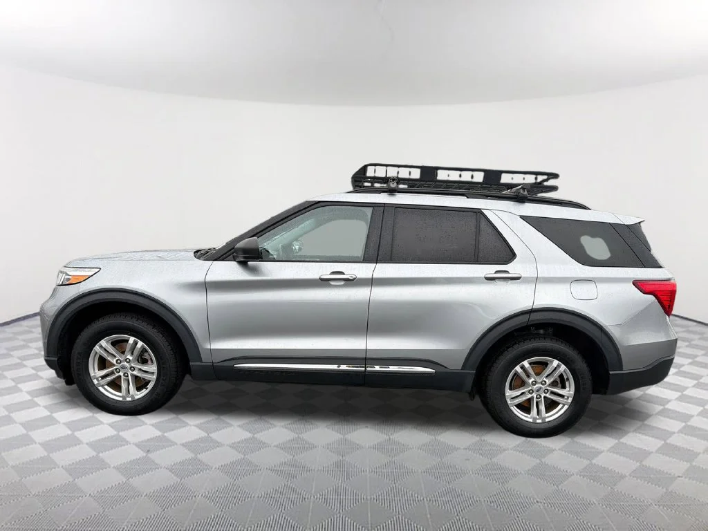 Used 2023 Silver Ford XLT image 8