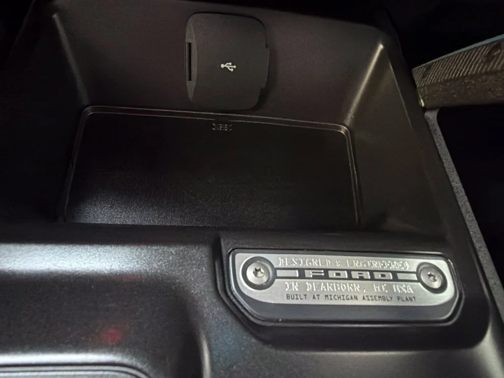 Used 2023 Azure Gray Metallic Ford Wildtrak image 17
