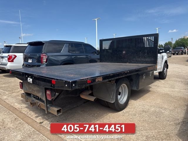 Used 2020 White Ford XL image 12