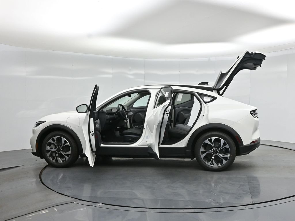 New 2026 Star White Metallic Tri-coat Ford Select image 32