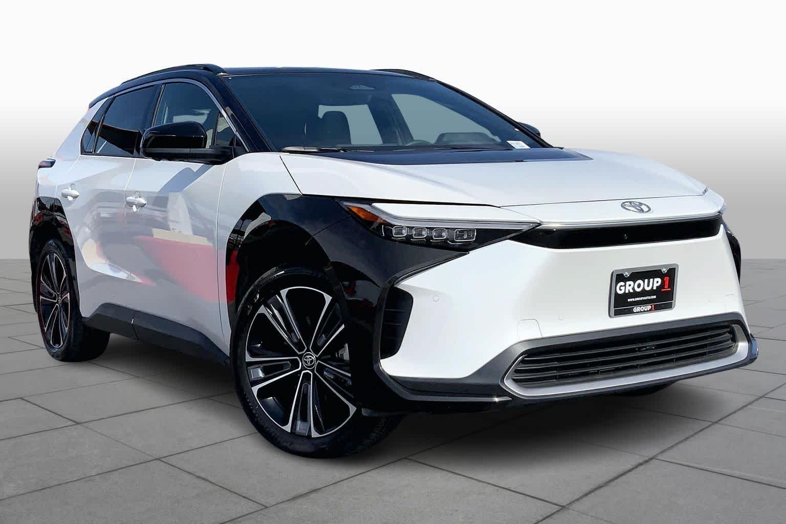 Used 2023 Toyota bZ4X XLE with VIN JTMABACA8PA014872 for sale in Lubbock, TX