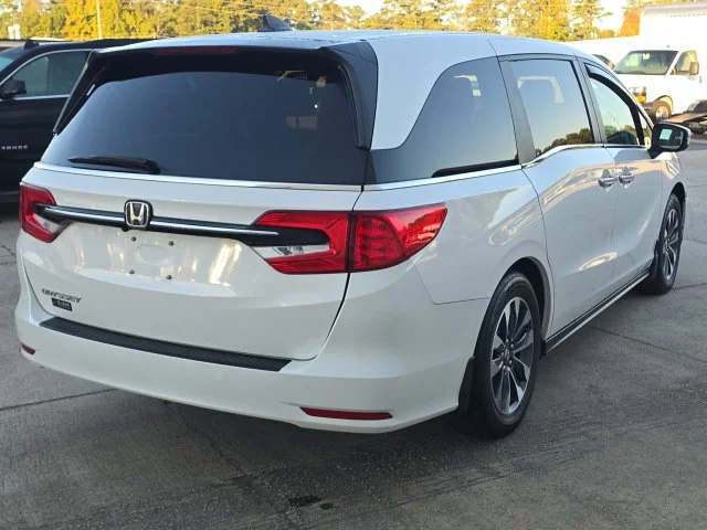 Used 2024  Honda EX-L image 5