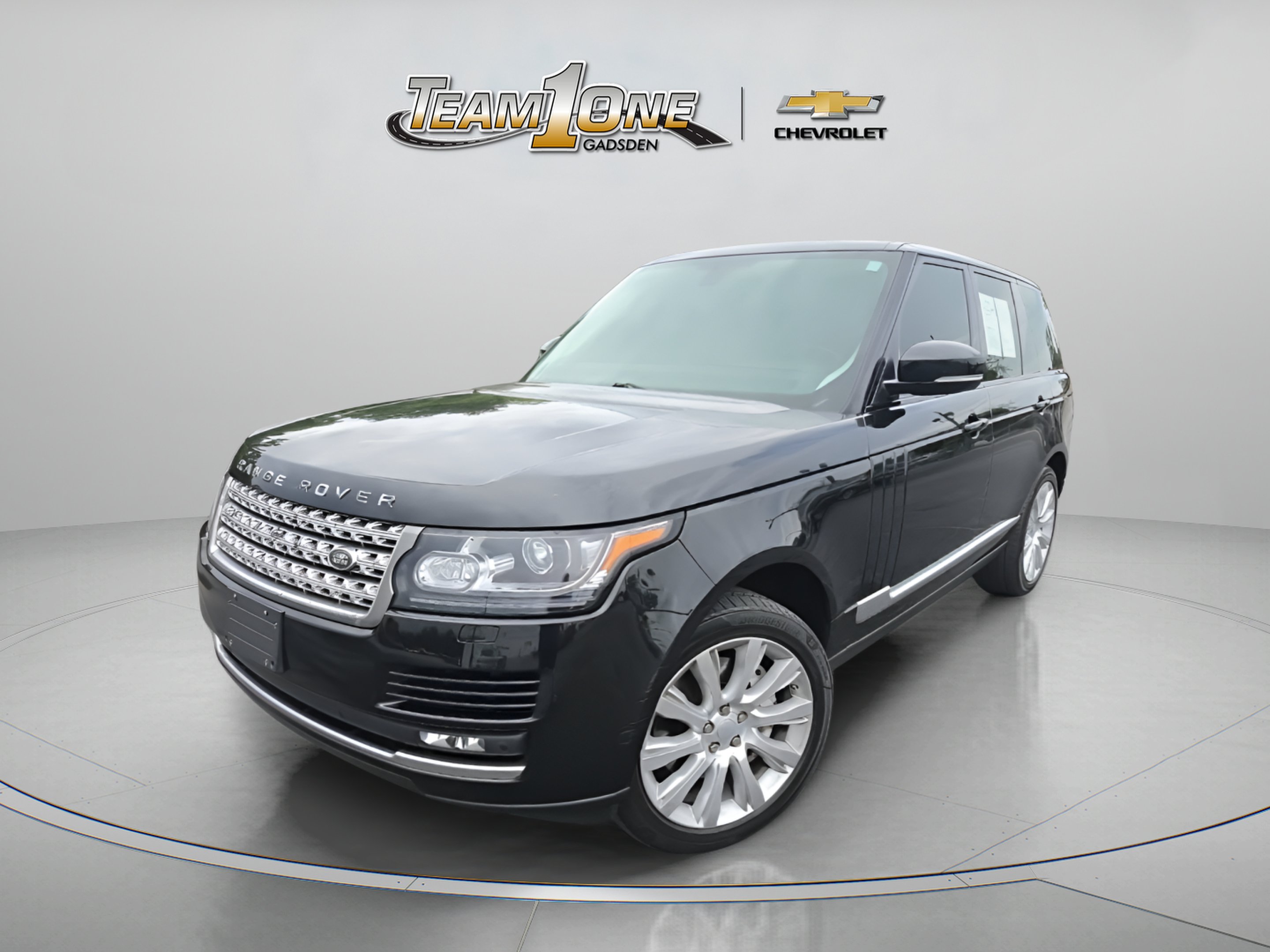 Used 2015 Santorini Black Metallic Land Rover Supercharged image 3