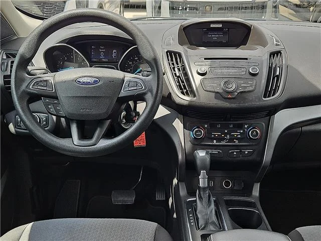 Used 2017 Shadow Black Ford SE Front-wheel Drive image 14