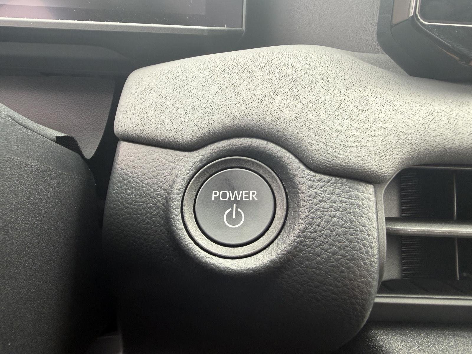 Used 2026 Wind Chill Pearl w/Midnight Black Metallic Roof Toyota XSE image 27