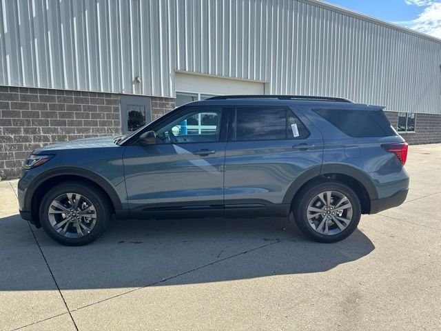 New 2026 Vapor Blue Metallic Ford Active image 9