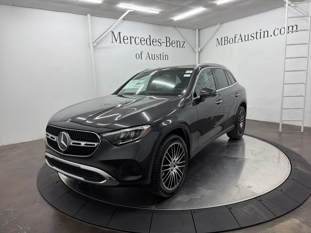 Used 2026 Gray Mercedes-Benz GLC 300 image 3