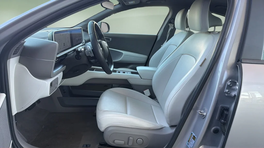 Used 2023 Curated Silver Hyundai SEL image 22