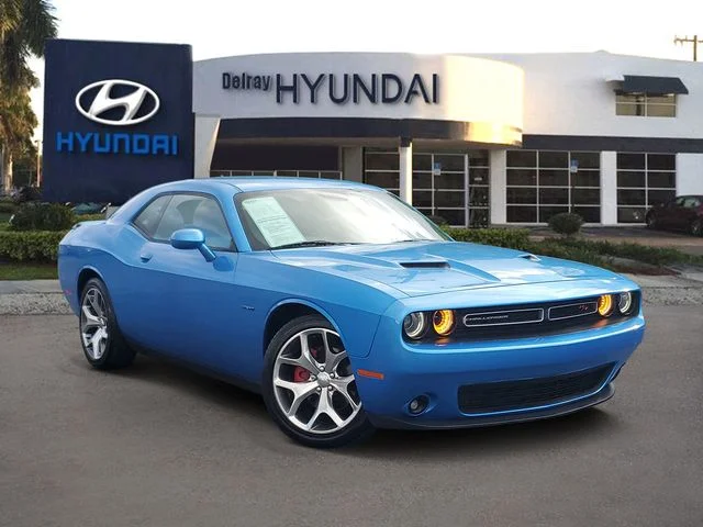2016 Dodge Challenger R/T Plus's photo