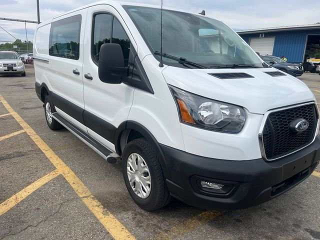 Used 2025 White Ford Base image 1