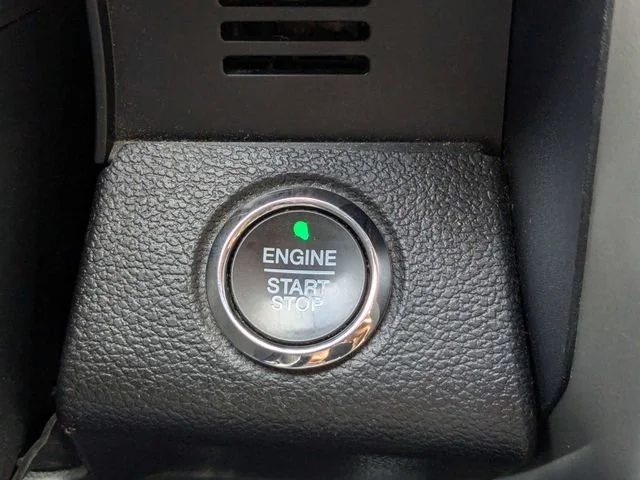 Used 2019 Ingot Silver Ford XL image 32