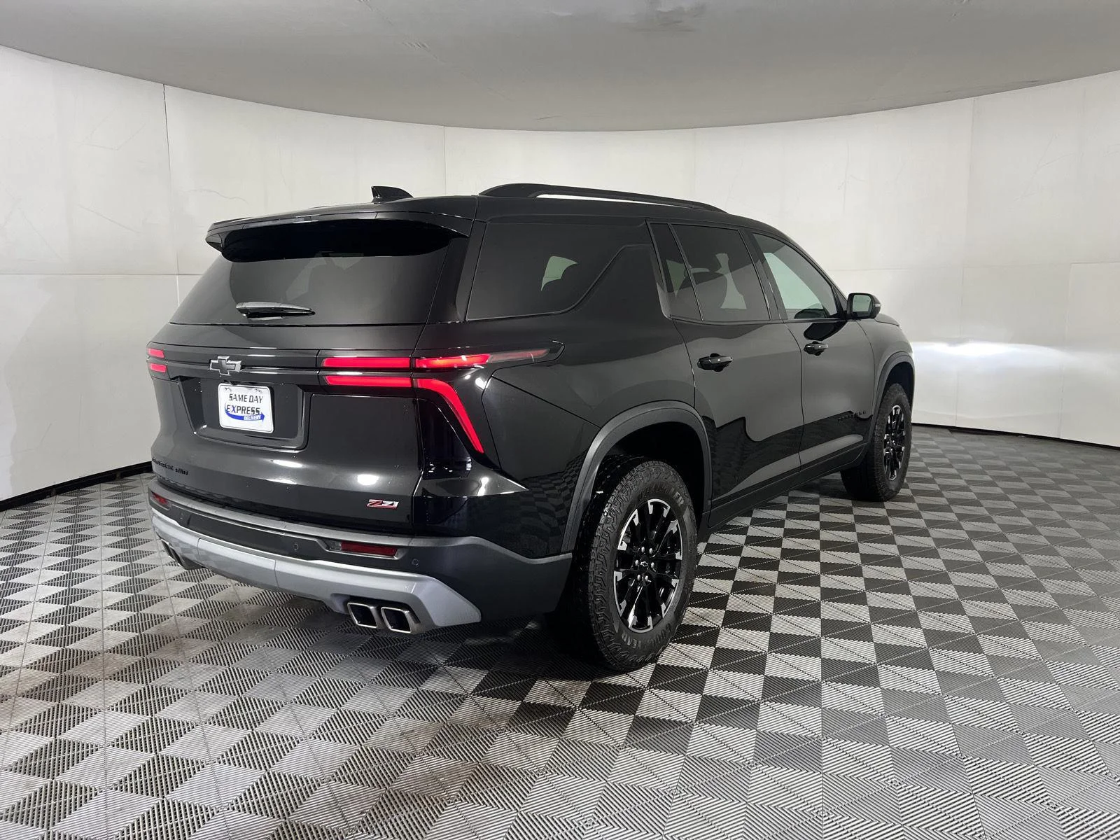 Used 2024 Mosaic Black Metallic Chevrolet Z71 image 26