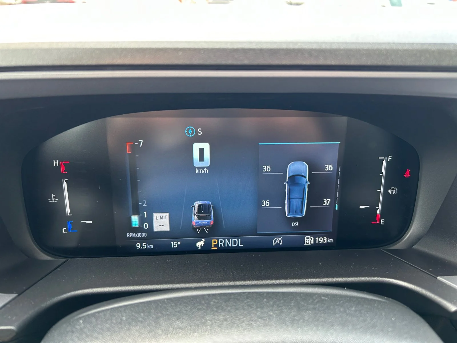 New 2026 Carbonized Grey Metallic Ford Outer Banks image 20