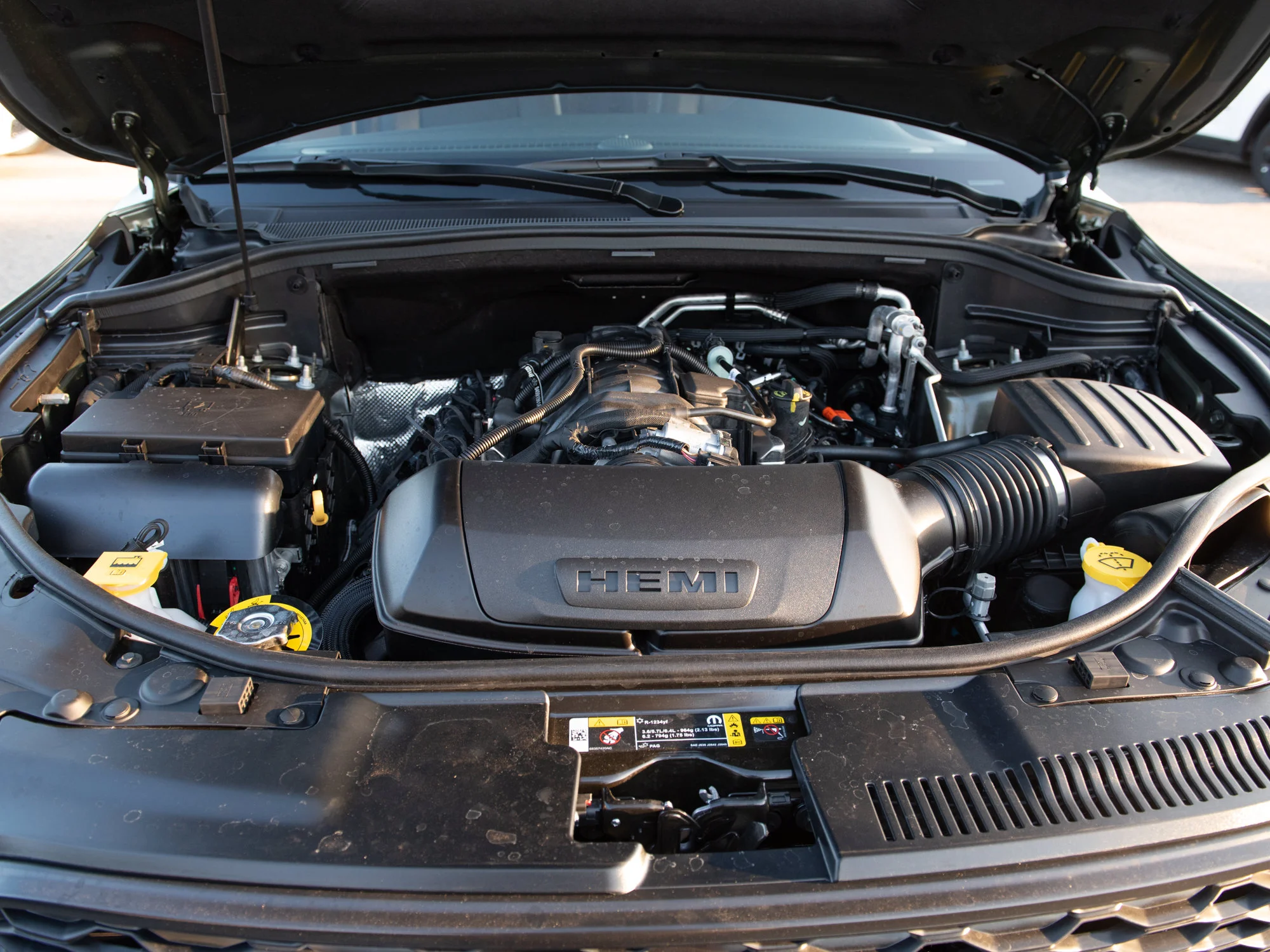 New 2026 Green Dodge GT HEMI V8 Plus* AWD, Sunroof, Remote Start, Ventilated/Heated Leather image 9