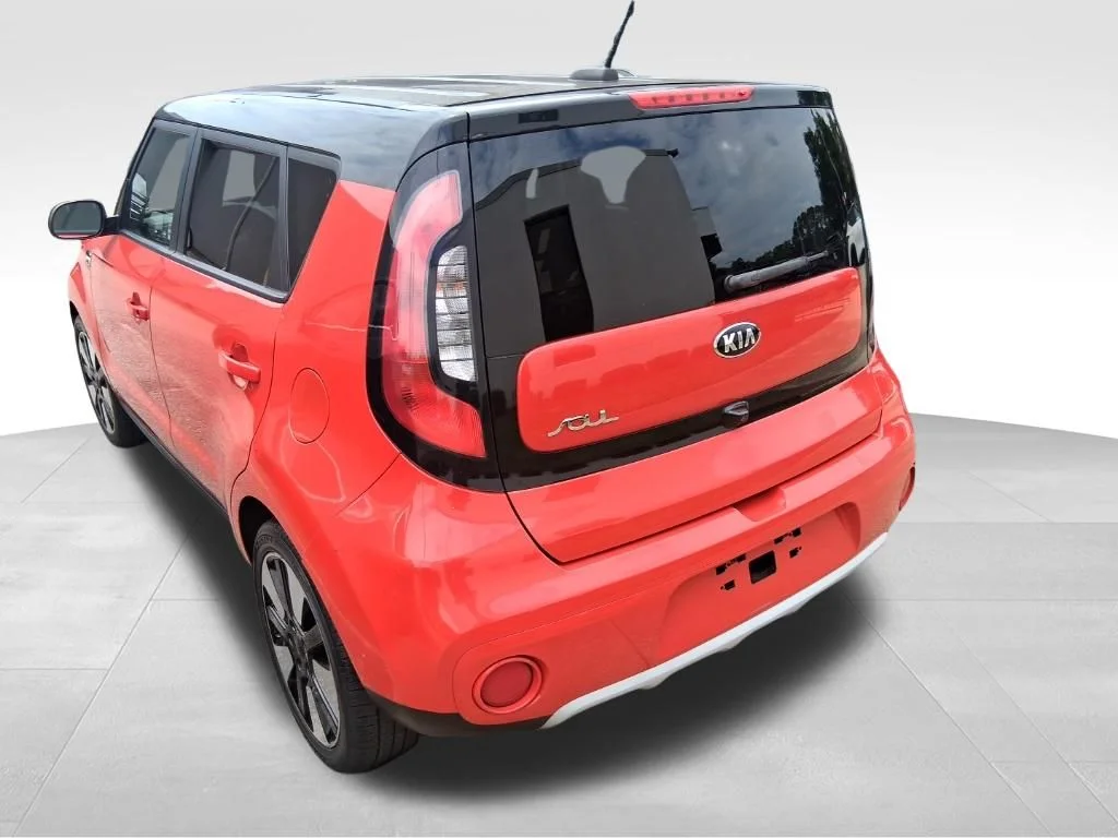Used 2019 Red Kia Plus image 5