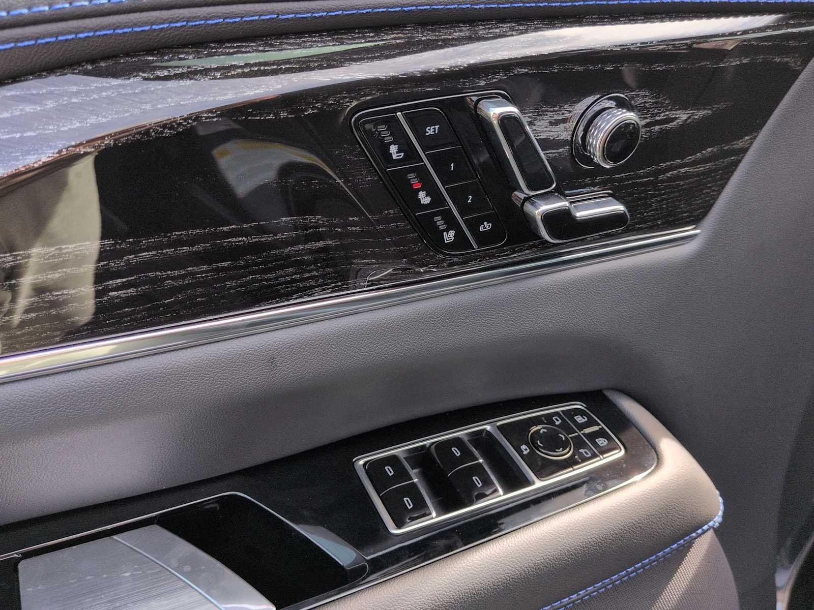 2026 Cadillac Escalade IQL Sport - Photo 11