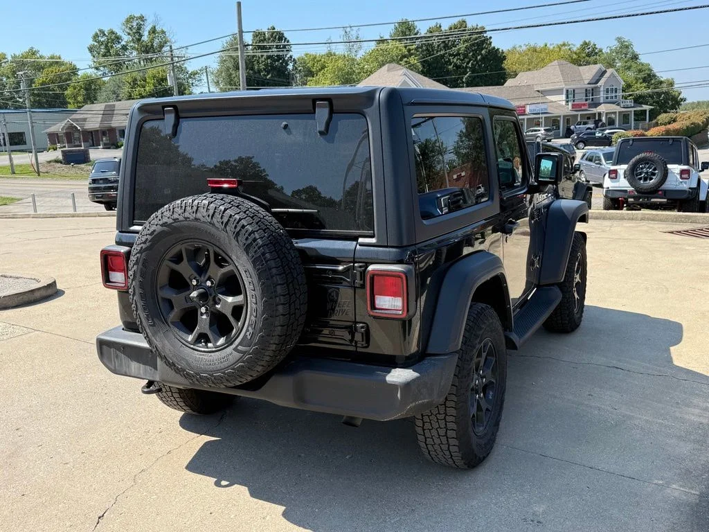 Used 2022 Black Jeep Willys image 6
