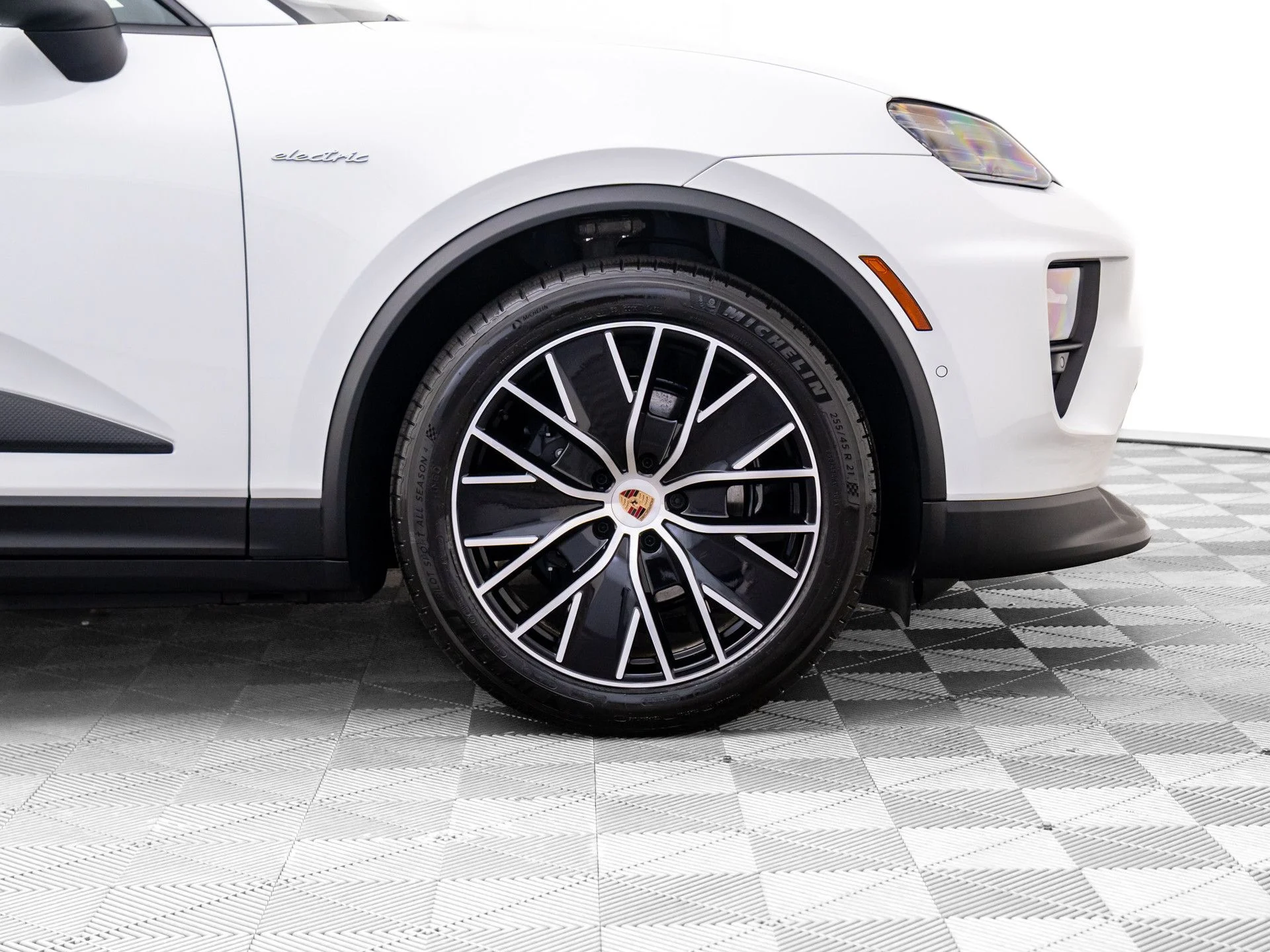 New 2026 White/off-white Porsche 4 image 35