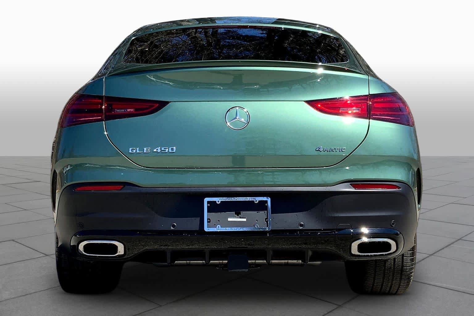 New 2026 MANUFAKTUR Ireland Mid Green Metallic Mercedes-Benz GLE 450 image 4