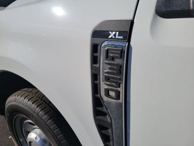 2025 Ford F-350 Super Duty XL - Photo 23