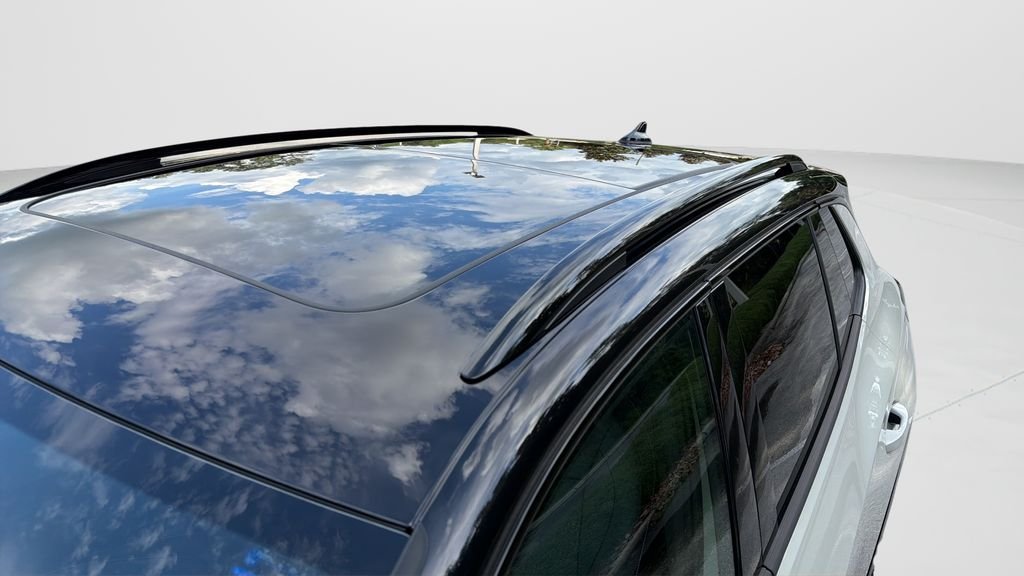 New 2026 Sandstone W/Deep Black Roof Volkswagen 2.0T SE R-Line Black image 32