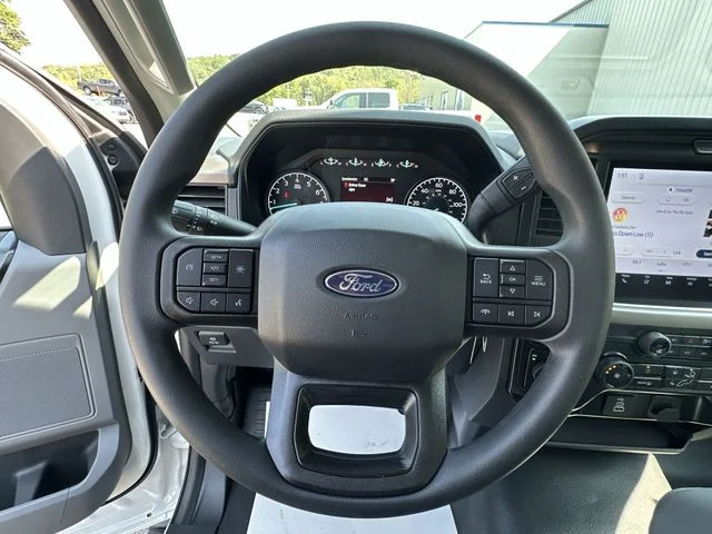 New 2026 Oxford White Ford XL image 13