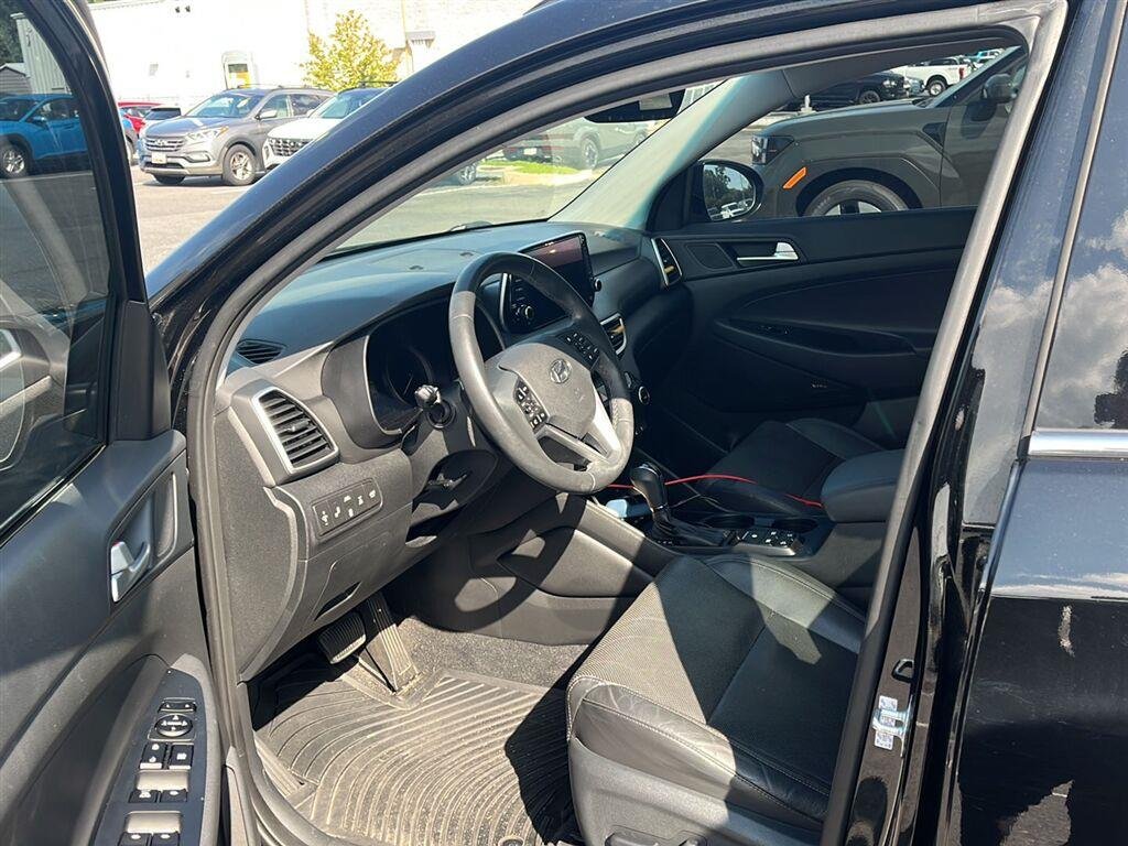 Used 2020 Black Noir Pearl Hyundai Ultimate image 3