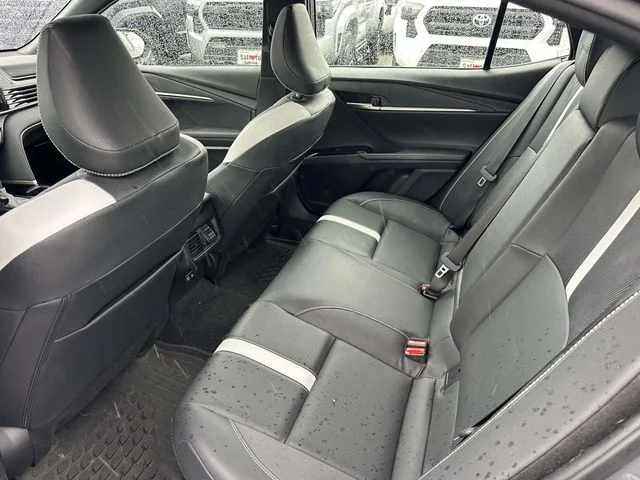 Used 2025  Toyota SE image 17